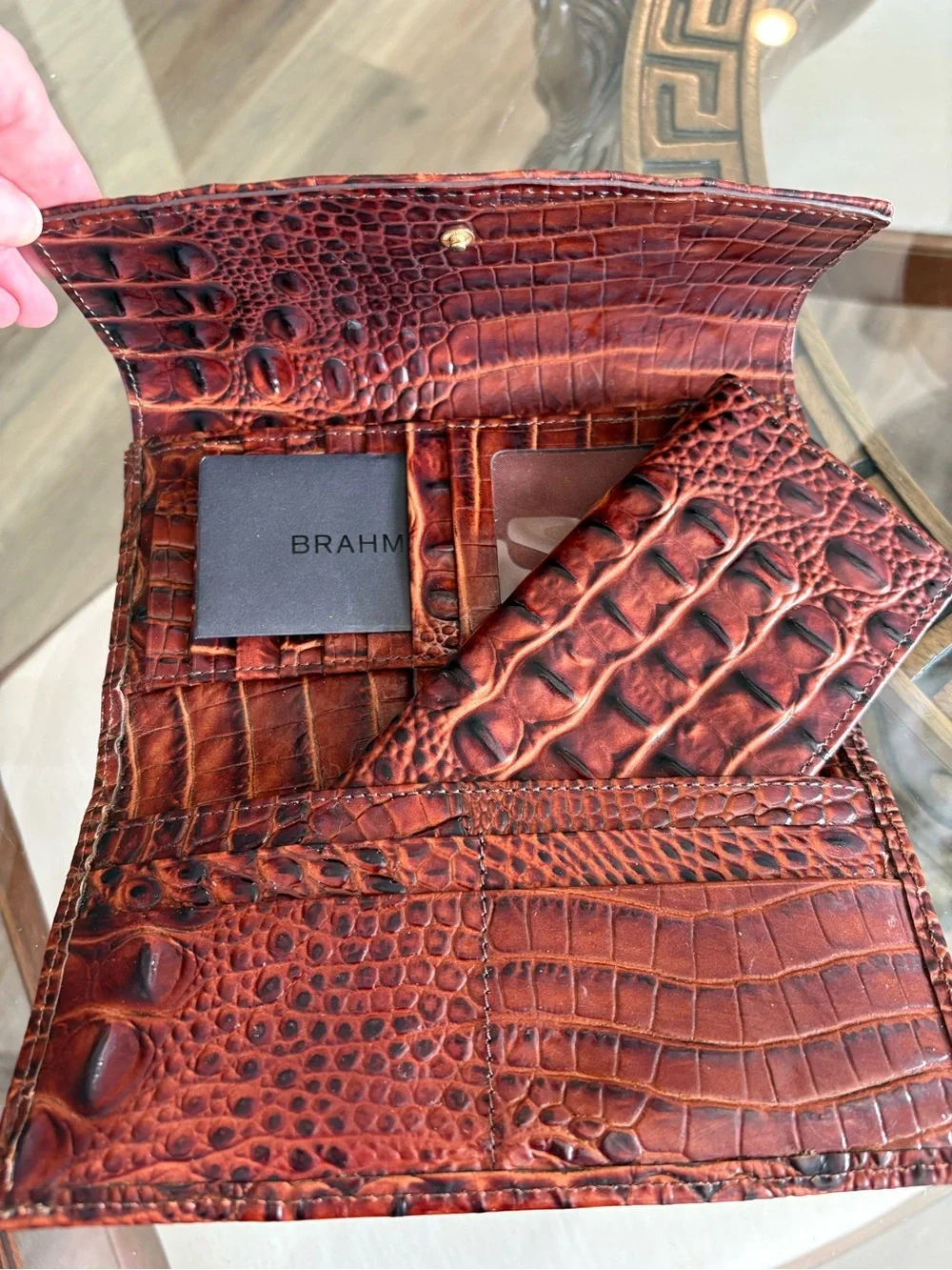 🤎🤎BRAHMIN MODERN PECAN BROWN CROC EMBOSSED LEATHER TRIFOLD WALLET!🤎🤎